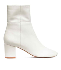 HM white boots Must Haves for Fall 2017